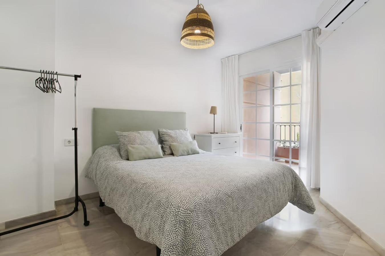 Exclusive Malagueta Beach Apartment Malaga Bagian luar foto