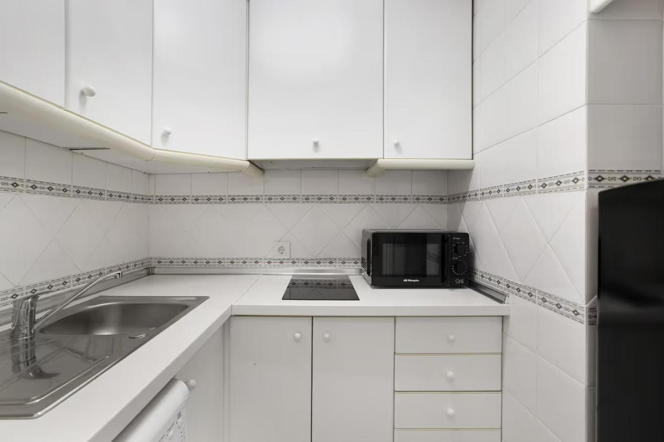 Exclusive Malagueta Beach Apartment Malaga Bagian luar foto
